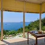 Sunset Oasis Apartman